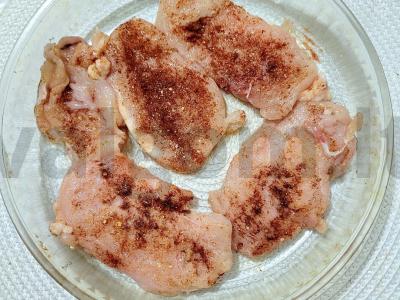 Vištienos krūtinėlė po sūrio apvalkalu su bulvėmis Žingsnis 2