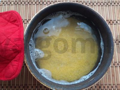 Pšenių košė su razinomis pusryčiams Žingsnis 1