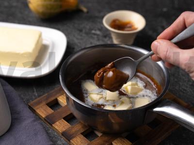 Moliūgų keksiukas su karamele Žingsnis 9