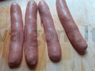 Sumuštinis su dešrelėmis, pomidoru ir lapiniu salotu Žingsnis 5