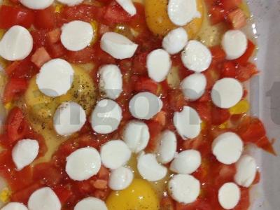 Kiaušinienė su pomidorais ir mocarela orkaitėje Žingsnis 4