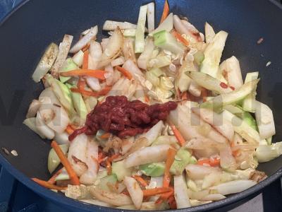 Namų stiliaus troškinti daržovės Žingsnis 5