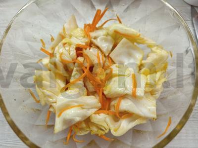 Kopūstai su morkomis korėjietiškai pagrindine nuotrauka