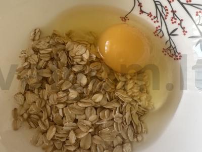 Avižų blynas su upėtakiu ir žalumynų salotomis Žingsnis 2