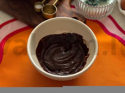 Šokoladinis keksiukas su spanguolėmis „Eglutė“ Žingsnis 5