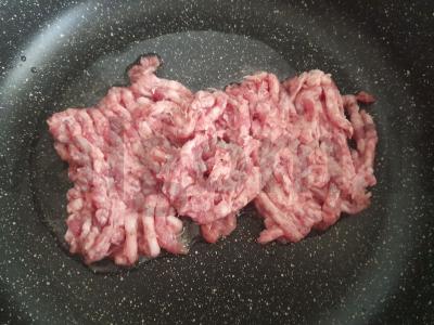 Žirnių, bulvių ir faršo sriuba Žingsnis 7