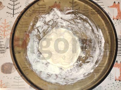 Sūrio kubeliai su bananais viduje Žingsnis 2