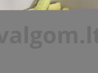 Aštrūs agurkai ant grietinės pagalvėlės Žingsnis 4