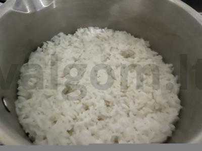 Ryžiai su daržovėmis keptuvėje Žingsnis 1