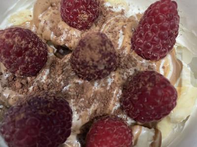 Bananų ir aviečių desertas Žingsnis 5