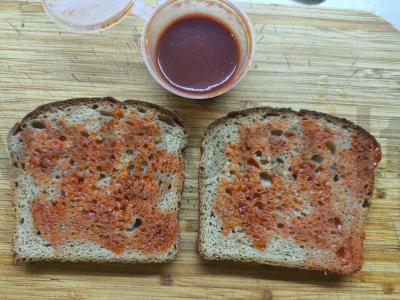 Karšti sumuštiniai su dešrelėmis ir sūriu Žingsnis 1