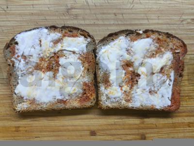 Karšti sumuštiniai su dešrelėmis ir sūriu Žingsnis 2