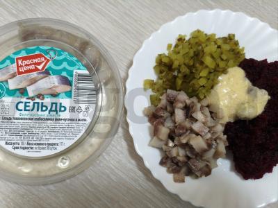 Kiaušiniai, įdaryti burokėliais ir silke Žingsnis 3