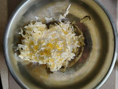 Karališka varškės pyragas su uogomis Žingsnis 1