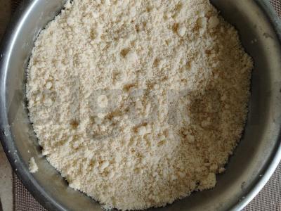 Karališka varškės pyragas su uogomis Žingsnis 2