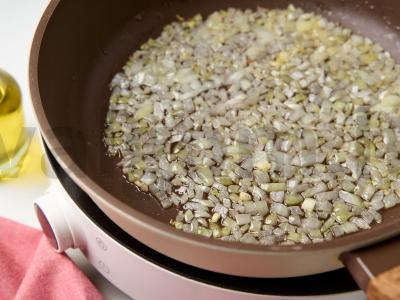 Makaronai su jautiena pomidorų-grietinėlės padaže Žingsnis 3