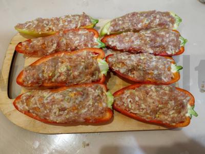 Įdaryti pipirai, kepti po sūriu Žingsnis 9