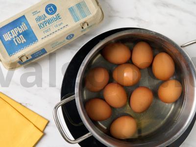 Kotletai su kiaušiniu Žingsnis 1