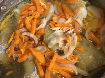 Įdarytos paprikos pomidorų sultyse Žingsnis 10