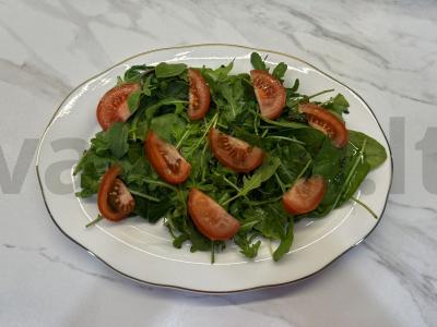 Lengvas salotas su apelsinais ir jūros gėrybėmis Žingsnis 3