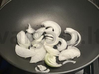 Lobio su grybais per 30 minučių Žingsnis 1