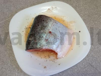 Sūdyta upėtakis su mandarinų ir Himalajų druska Žingsnis 3