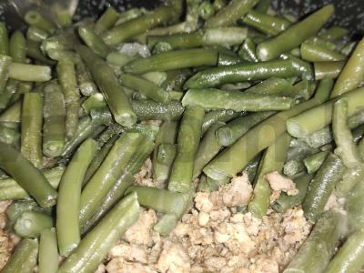 Žaliosios pupelės su faršu ir žolelėmis Žingsnis 4