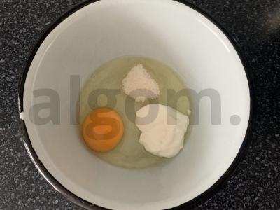 Kepinys su dribsniais ir varškės sūriu Žingsnis 1