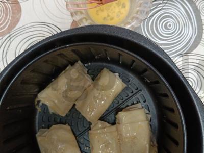 Vyniotiniai su kumpiu, varške ir sūriu Žingsnis 7