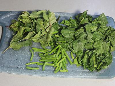 Sūdyti agurkai su prieskoniais ir žolelėmis Žingsnis 3