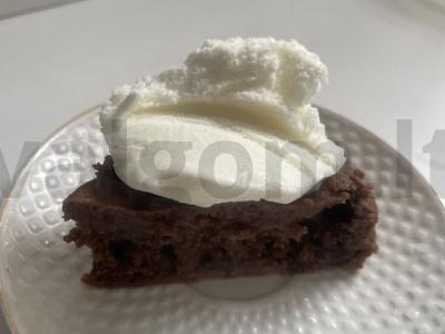 Šokoladinis keksiukas su ledais pagrindine nuotrauka