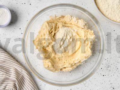 Sausainiai su juodaisiais serbentais Žingsnis 3