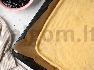 Sausainiai su juodaisiais serbentais Žingsnis 5