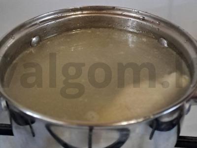 Sūrusis sriuba su marinuotais pomidorais Žingsnis 2