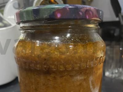 Cukinijų ikra kaip parduotuvėje pagrindine nuotrauka