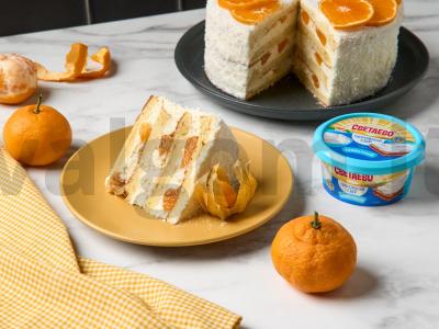 Šventinis tortas su mandarinais pagrindine nuotrauka