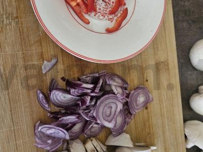 Sultingi vištienos kišenės su grybais ir sūriu Žingsnis 3