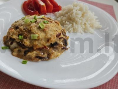 Sultingi vištienos kišenės su grybais ir sūriu pagrindine nuotrauka