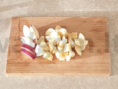 Avižinė košė su pienu, bananais ir obuoliais Žingsnis 3