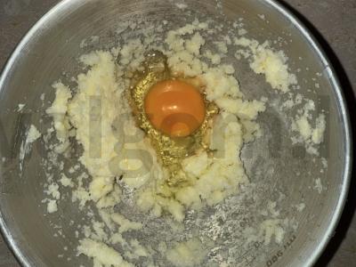 Karameliniai keksiukai „Oro“ Žingsnis 2