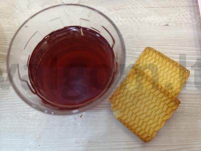 Arbata su avietėmis ir hibisku pagrindine nuotrauka