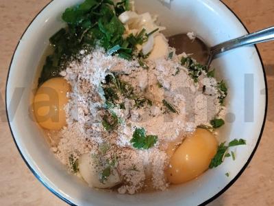 Patingėlių pyragėliai su kiaušiniais ir žolelėmis Žingsnis 6