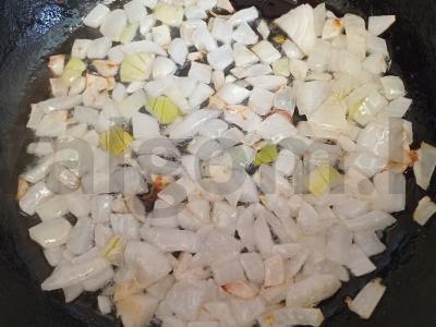 Juliens su pievagrybiais, voveraitėmis ir vištienos krūtinėle Žingsnis 2