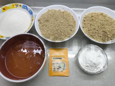 Tortas „Estherhazi“ su abrikosų džemu Žingsnis 1