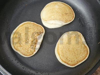 Blynai su „Vanilinio ledų“ padažu Žingsnis 6