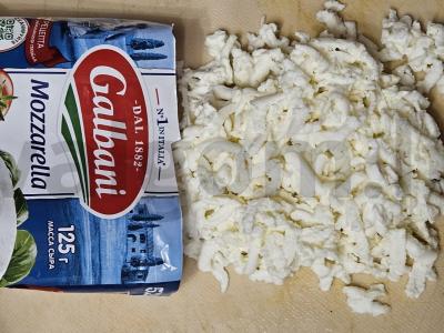 Sultingi čeburekai su mocarela Žingsnis 1