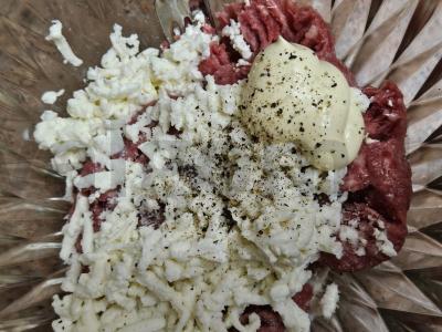 Sultingi čeburekai su mocarela Žingsnis 2