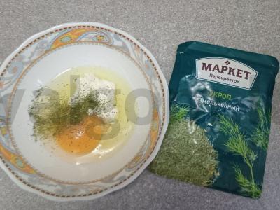 Omletas su troškiniu ir džiovintu krapu Žingsnis 3