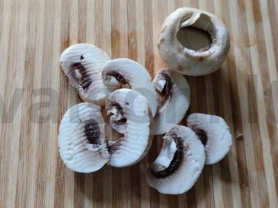 Kiauliena, kepta orkaitėje su pievagrybiais Žingsnis 3