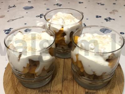 Desertas su persimonu pagrindine nuotrauka